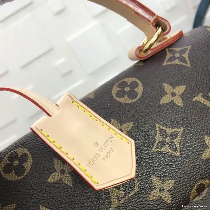 Fashionrepsfam ru 19T1L0225 Bags LV 0816